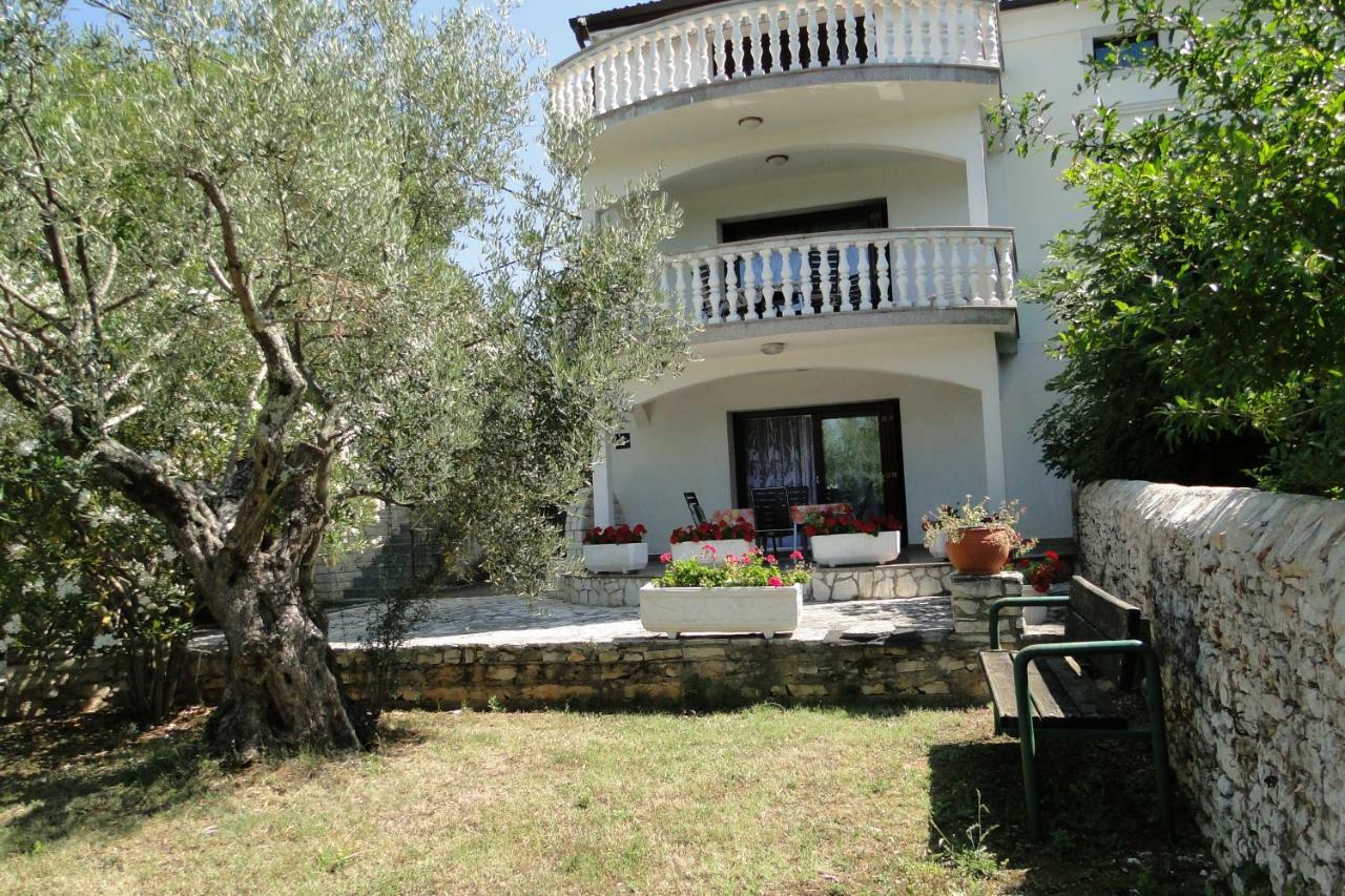 Apartments Villa Maran Умаг Экстерьер фото